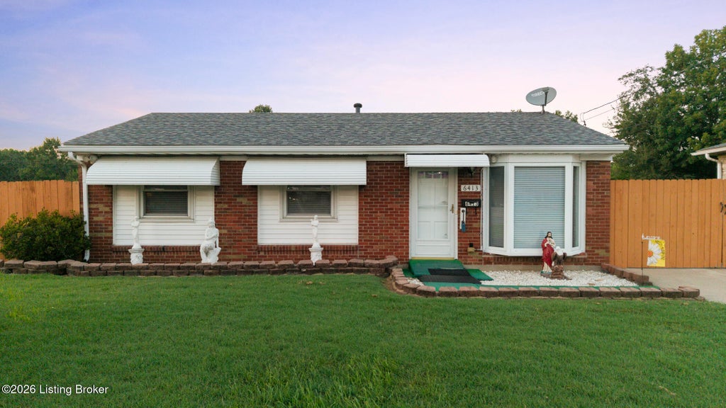 Photo of 6413 Venango Dr, Louisville, KY 40258 (MLS # 1728260)