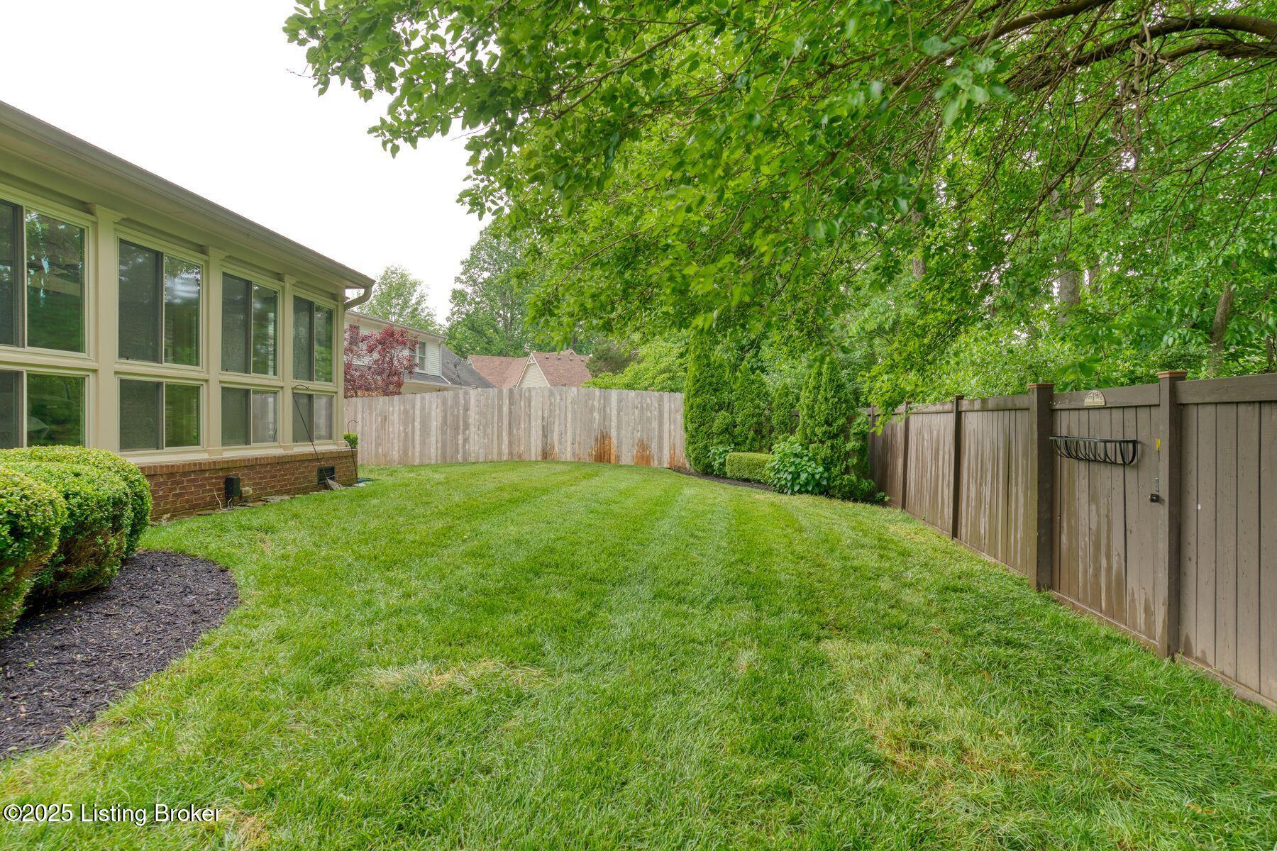 10924 Old Harrods Woods Cir, Louisville, Kentucky image 48