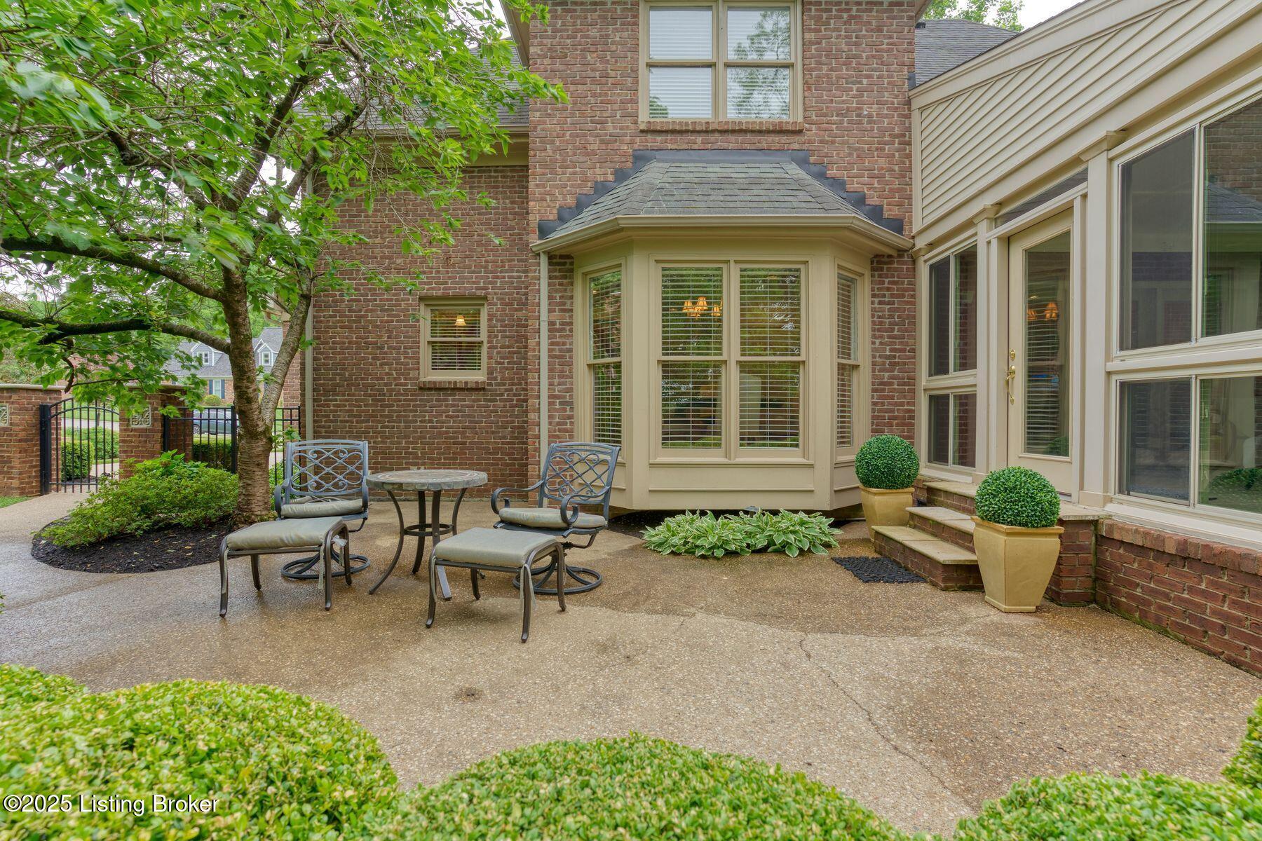 10924 Old Harrods Woods Cir, Louisville, Kentucky image 44