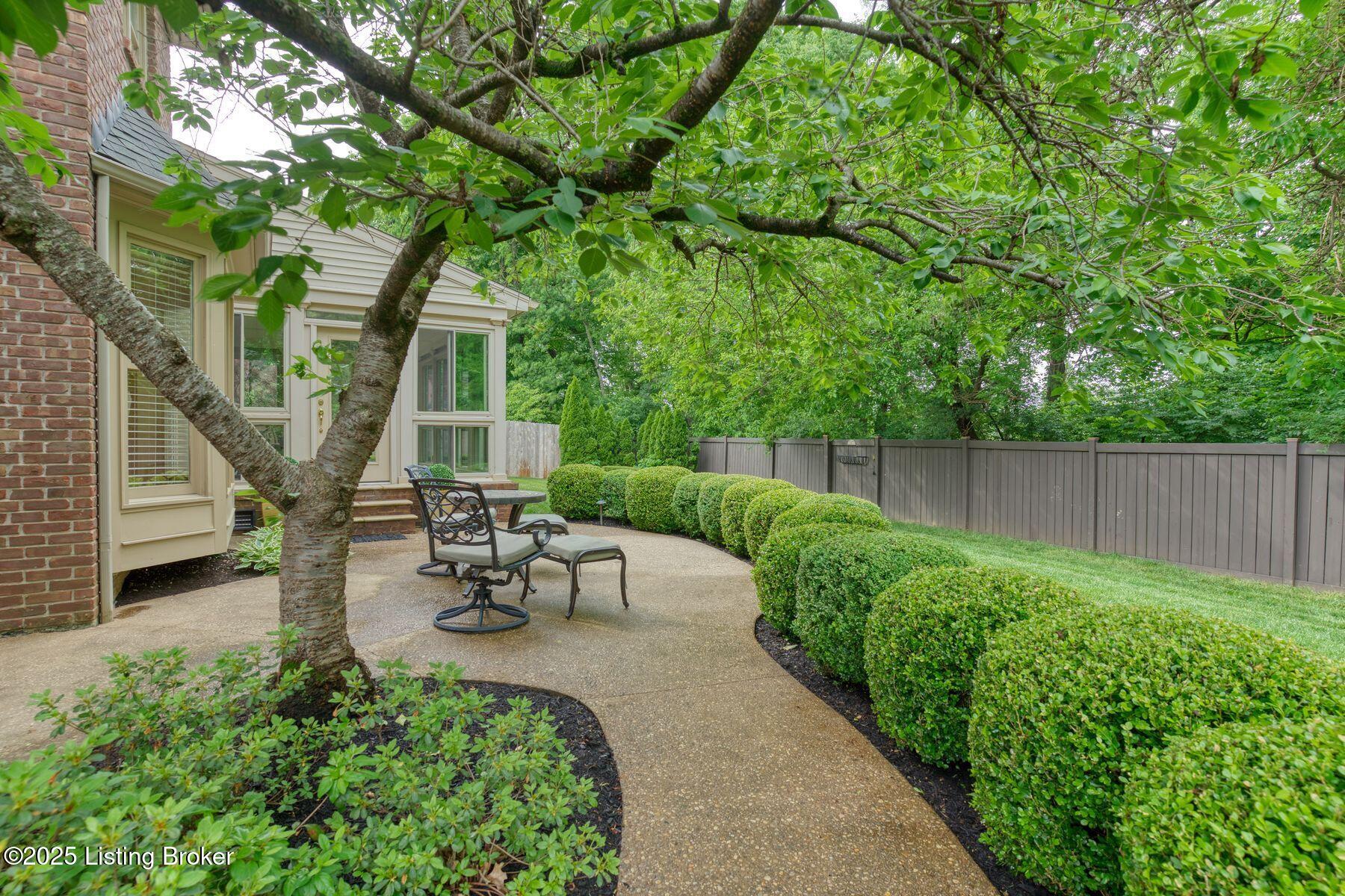 10924 Old Harrods Woods Cir, Louisville, Kentucky image 40