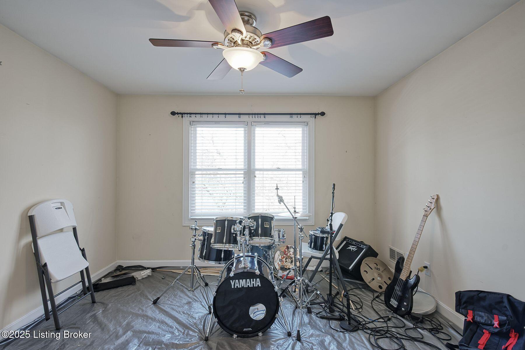 10924 Old Harrods Woods Cir, Louisville, Kentucky image 35