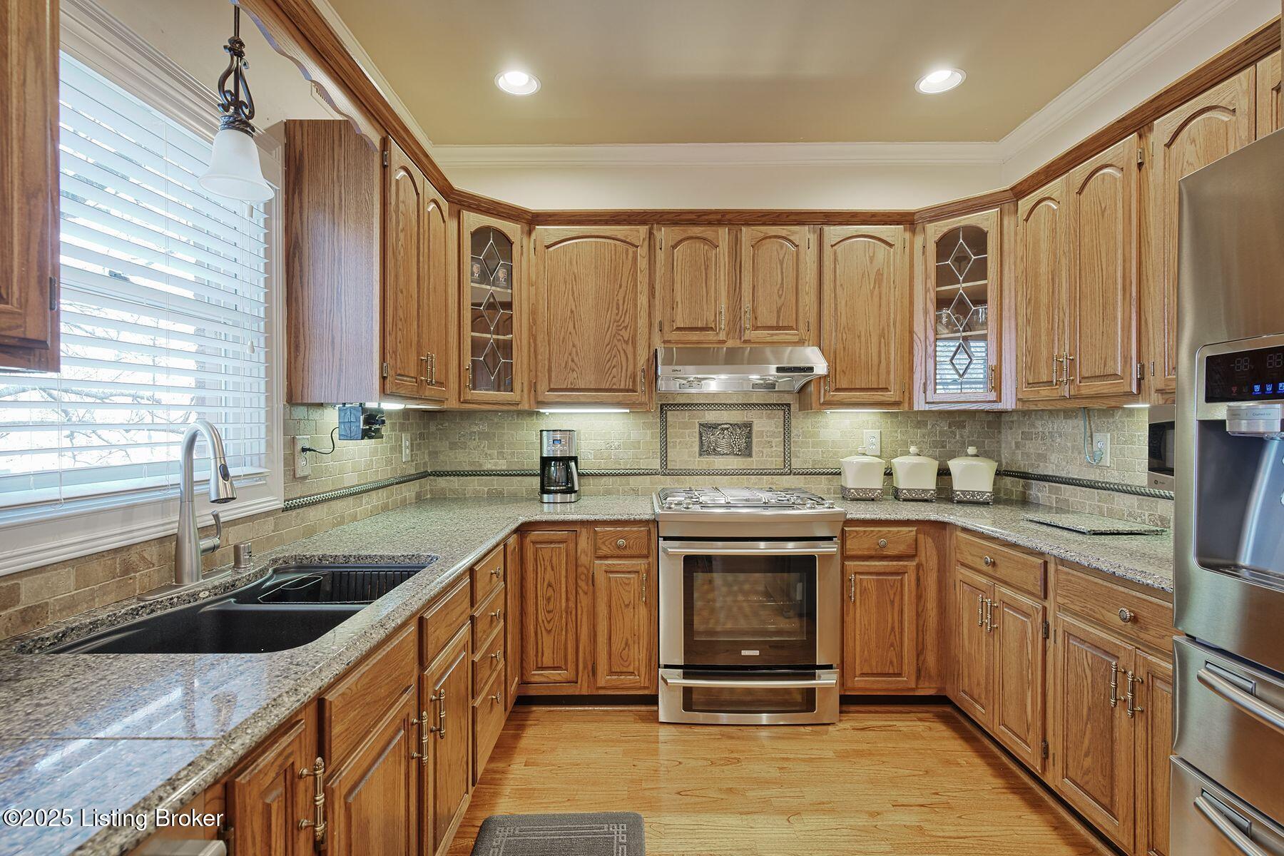 10924 Old Harrods Woods Cir, Louisville, Kentucky image 19