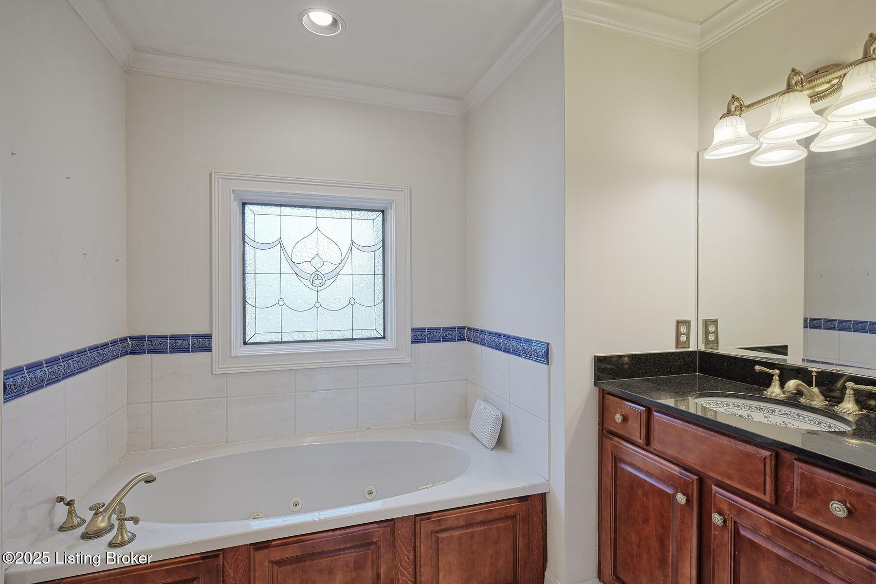 10924 Old Harrods Woods Cir, Louisville, Kentucky image 28