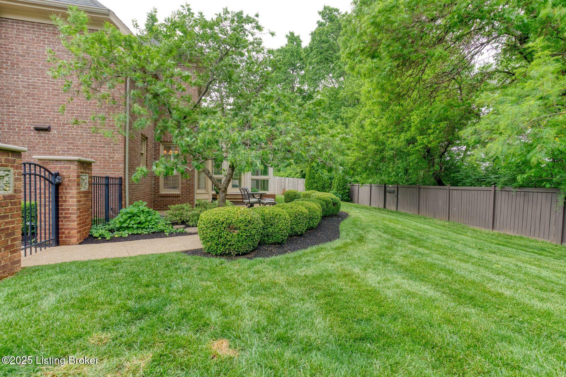 10924 Old Harrods Woods Cir, Louisville, Kentucky image 39