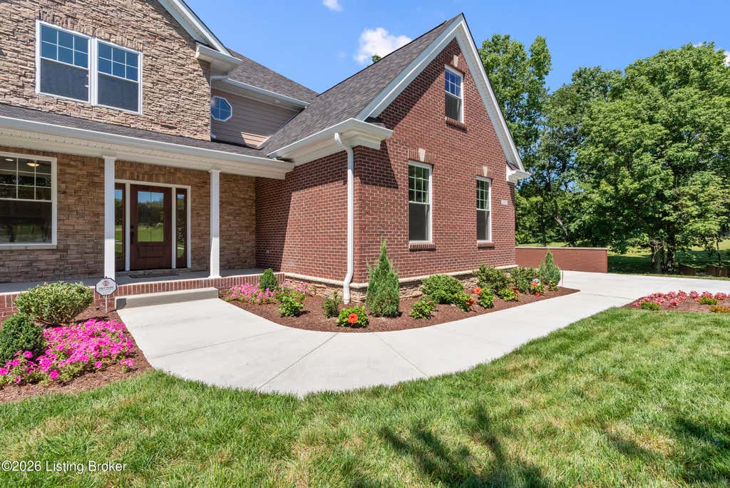 Photo of 3700 Ballard Woods Ct, Smithfield, KY 40068 (MLS # 1723683)