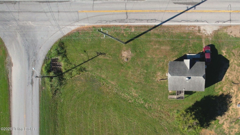 Photo of 813 11th St, Carrollton, KY 41008 (MLS # 1732773)