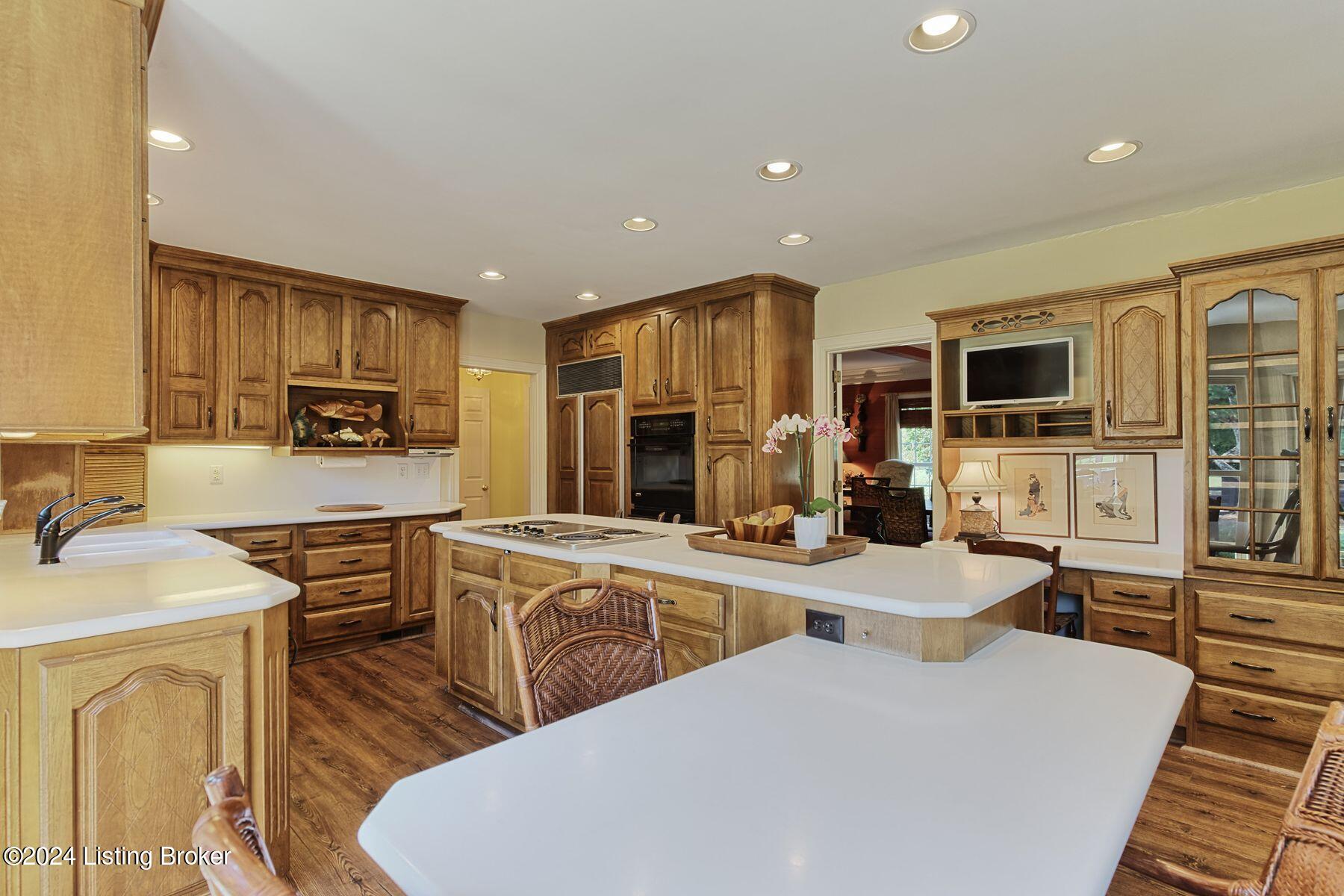 2305 Cave Spring Pl, Anchorage, Kentucky image 22