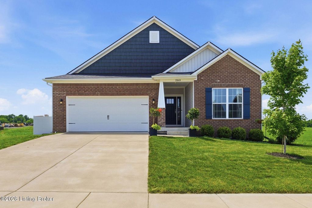 Photo of 2049 Carnegie Dr, Shelbyville, KY 40065 (MLS # 1719077)