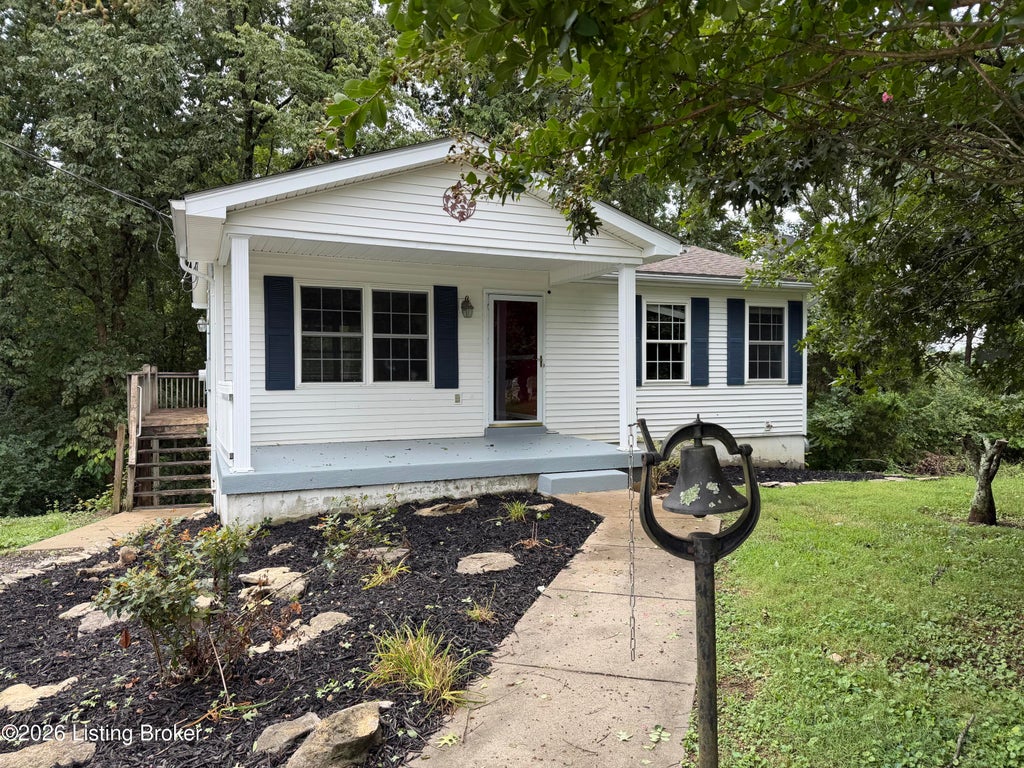 Photo of 247 Suffolk Dr, Mt Eden, KY 40046 (MLS # 1726496)