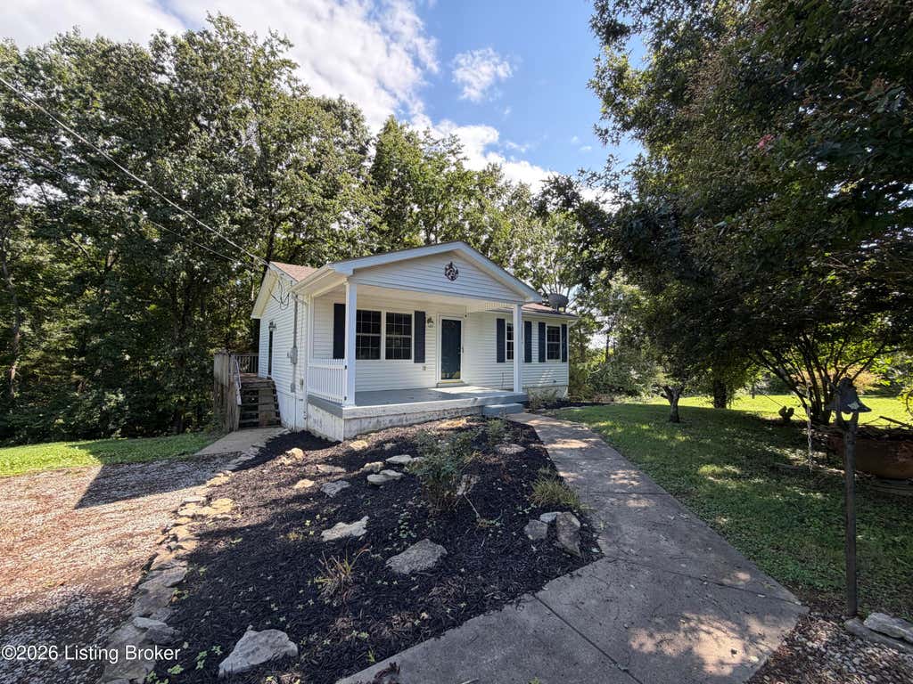 Photo of 247 Suffolk Dr, Mt Eden, KY 40046 (MLS # 1726496)