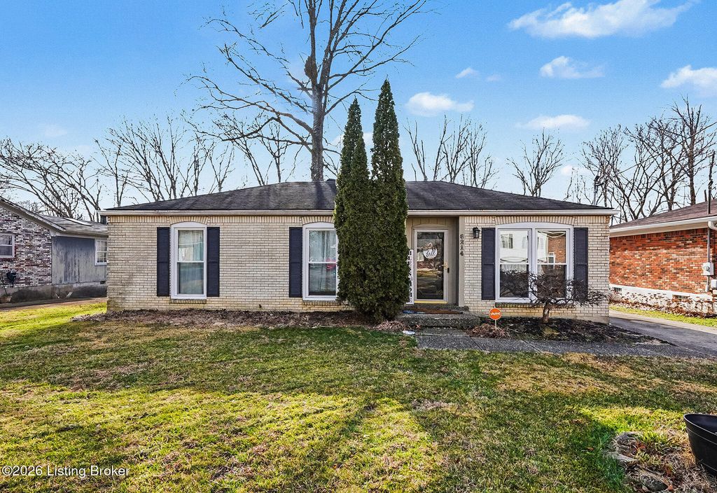 Photo of 6214 Lynnchester Dr, Louisville, KY 40219 (MLS # 1706587)