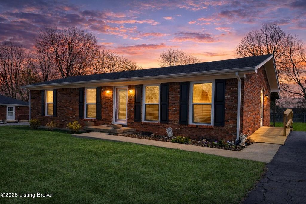 Photo of 1311 Asbury St, Leitchfield, KY 42754 (MLS # 1712997)