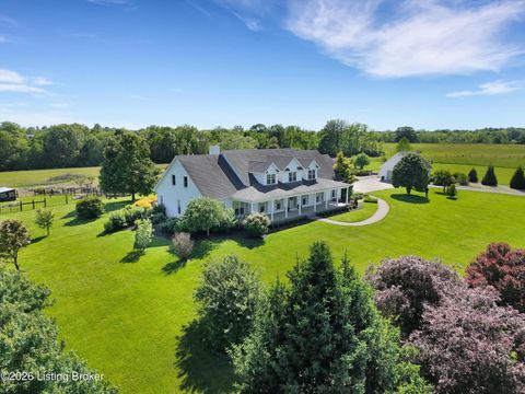 Photo of 517 Aiken Rd, Shelbyville, KY 40065 (MLS # 1717633)