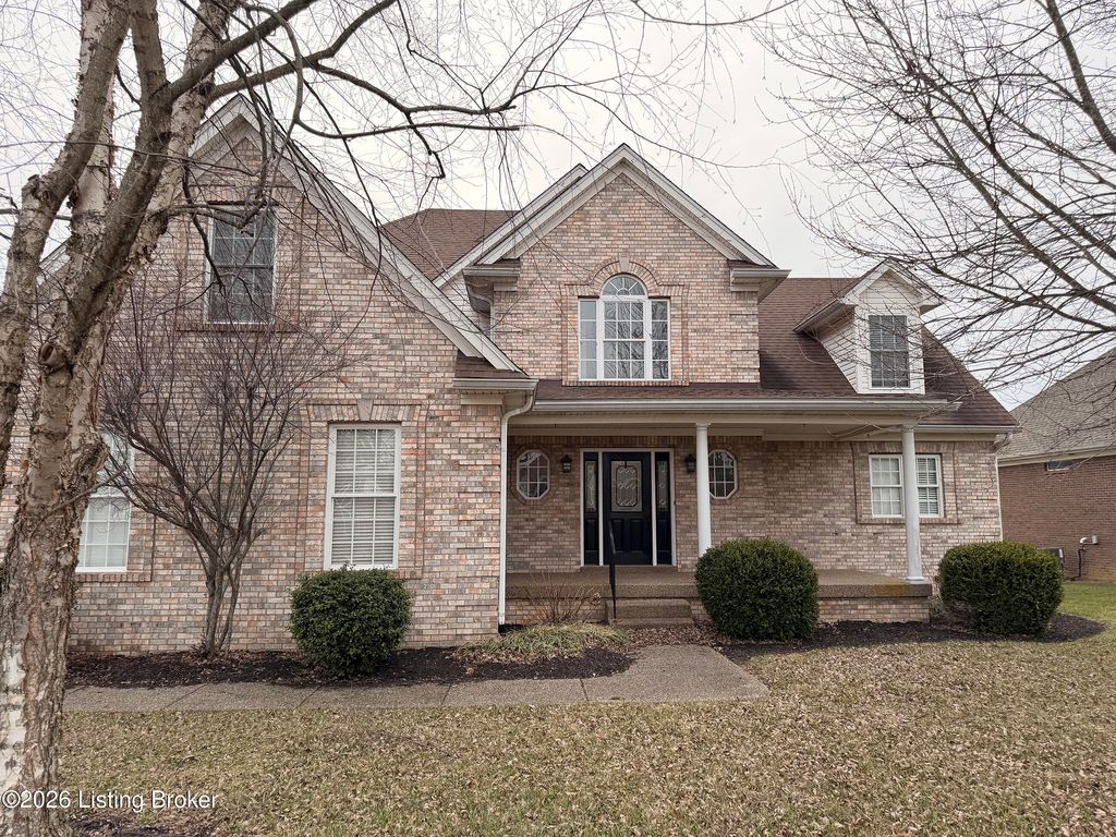 Photo of 615 Ashbourne Dr, Shelbyville, KY 40065 (MLS # 1710303)