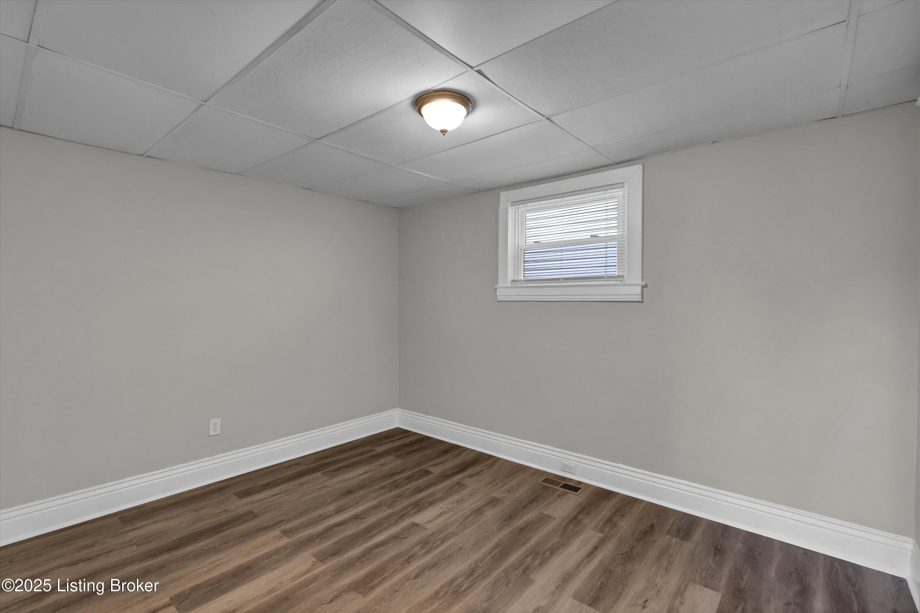 209 W Kenton St, Louisville, Kentucky image 8