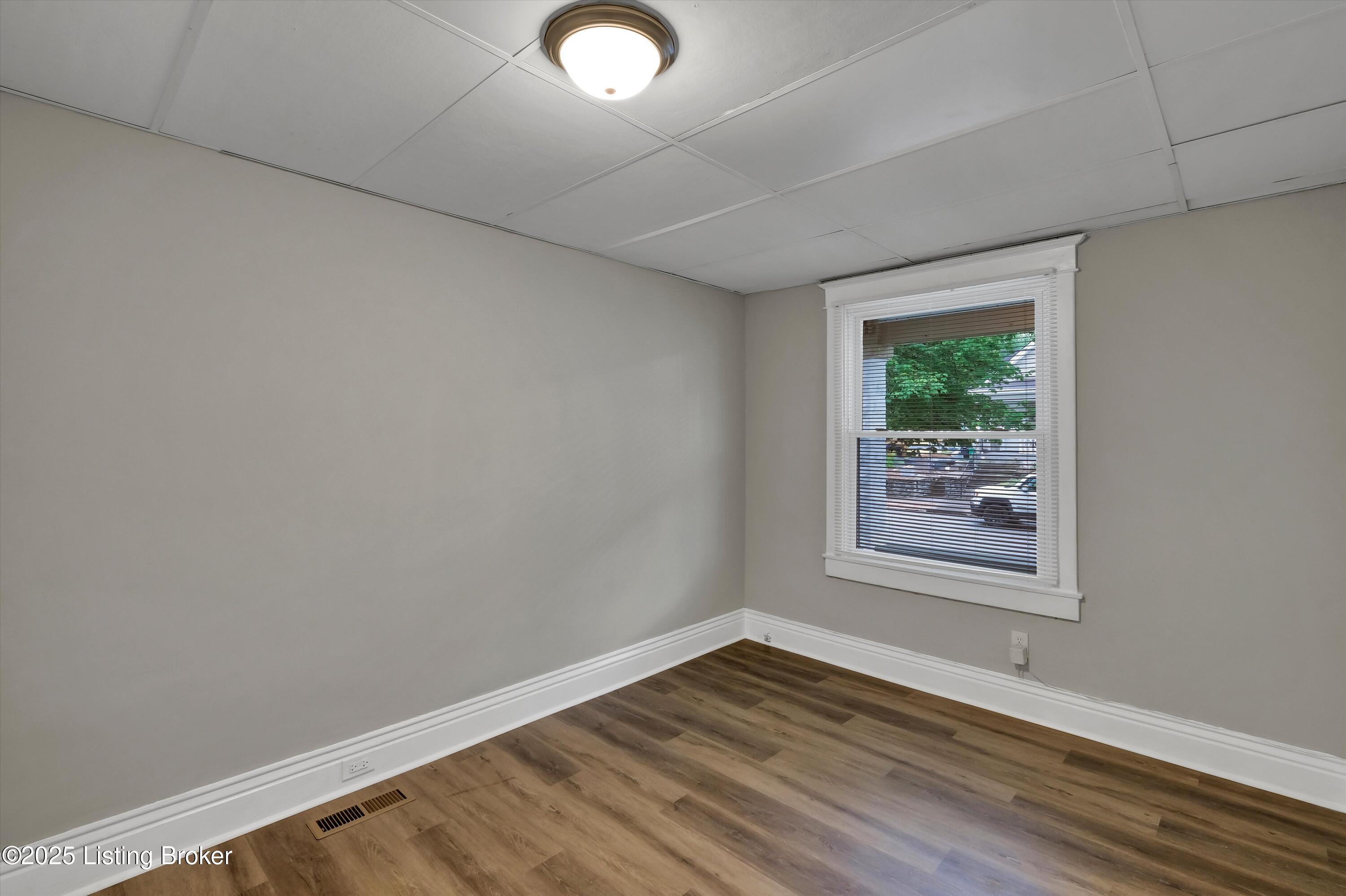 209 W Kenton St, Louisville, Kentucky image 6