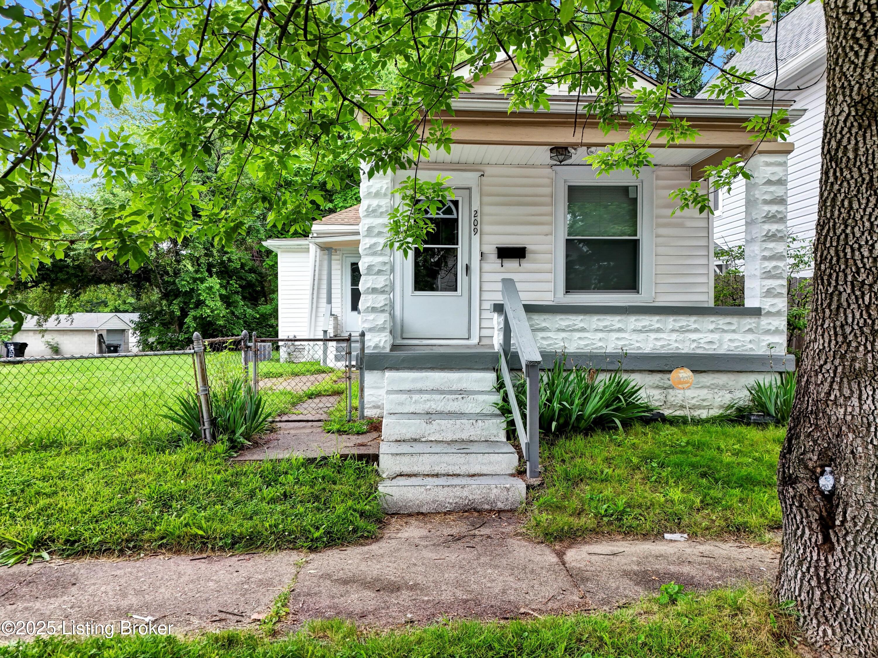 209 W Kenton St, Louisville, Kentucky image 34