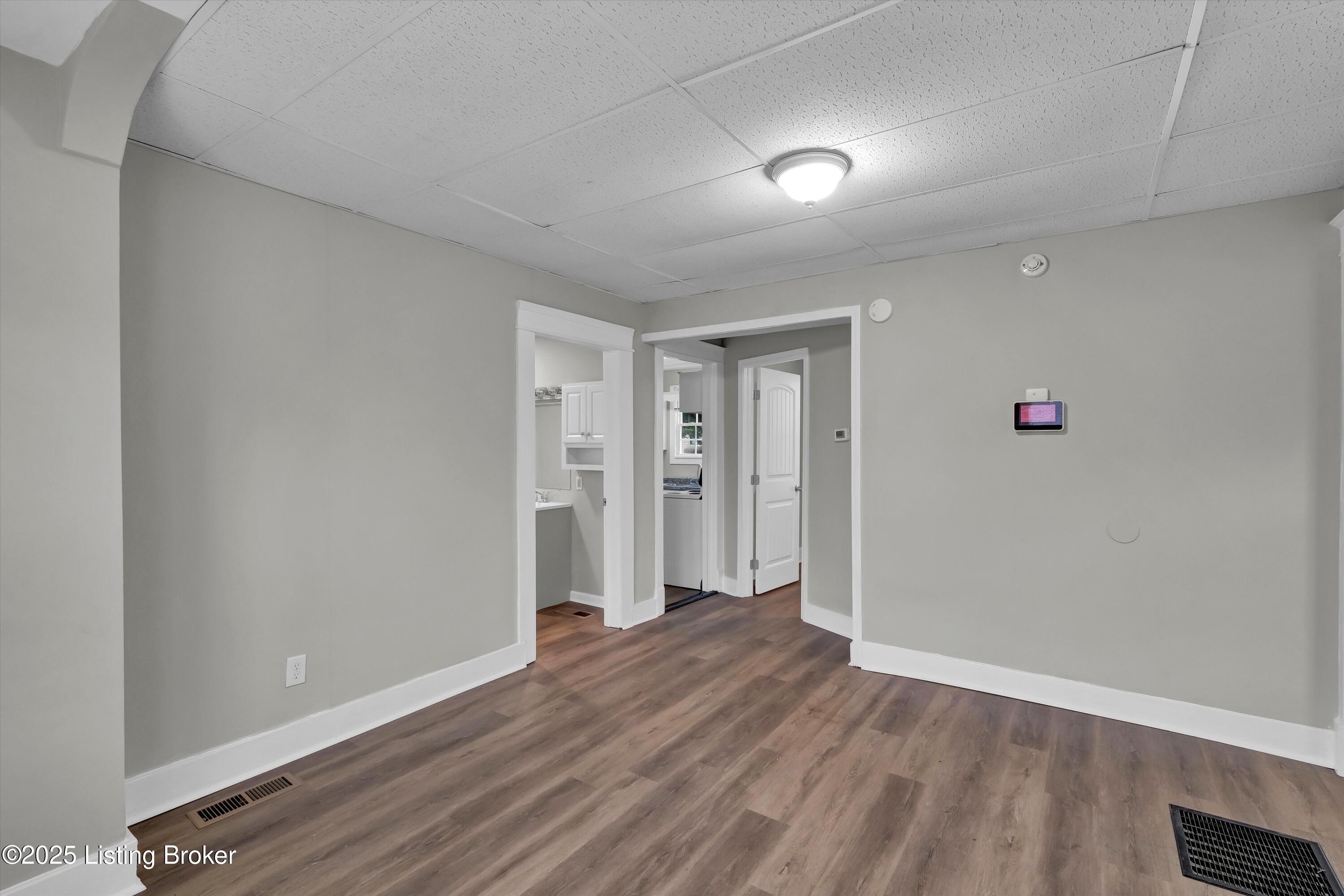209 W Kenton St, Louisville, Kentucky image 12
