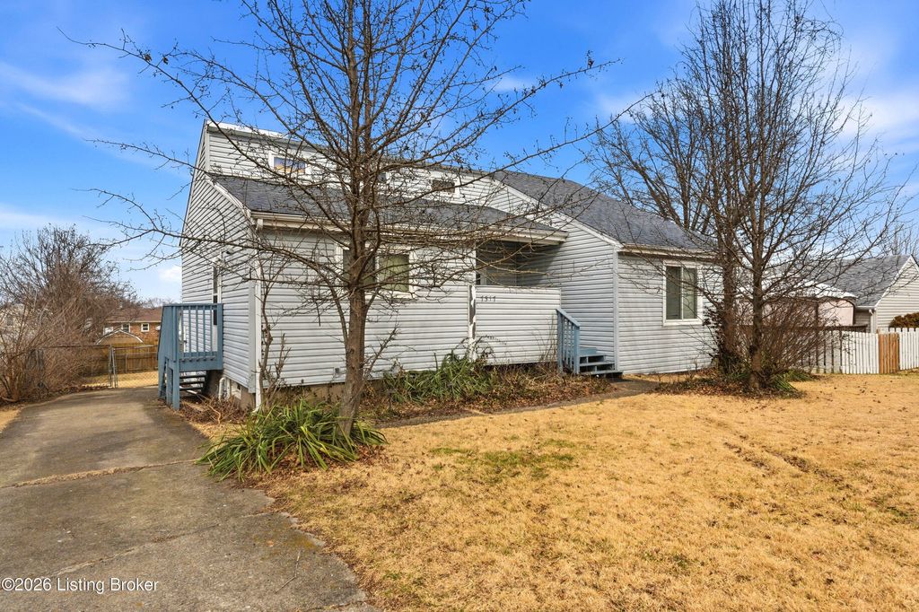 Photo of 7317 Ridge Creek Rd, Louisville, KY 40291 (MLS # 1711203)