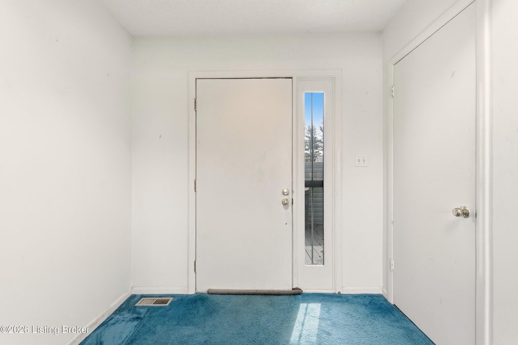 Photo of 7317 Ridge Creek Rd, Louisville, KY 40291 (MLS # 1711203)