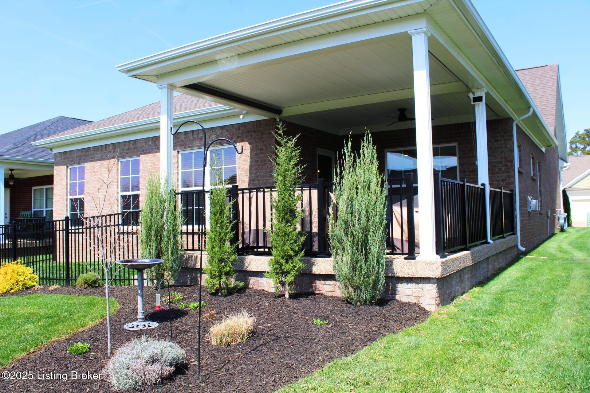 8839 Sanctuary Ln, Louisville, Kentucky image 4