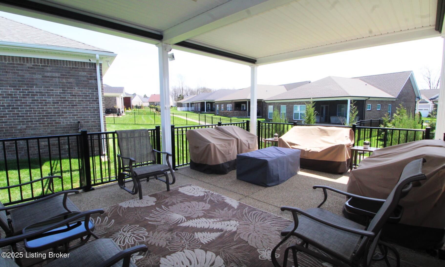 8839 Sanctuary Ln, Louisville, Kentucky image 30