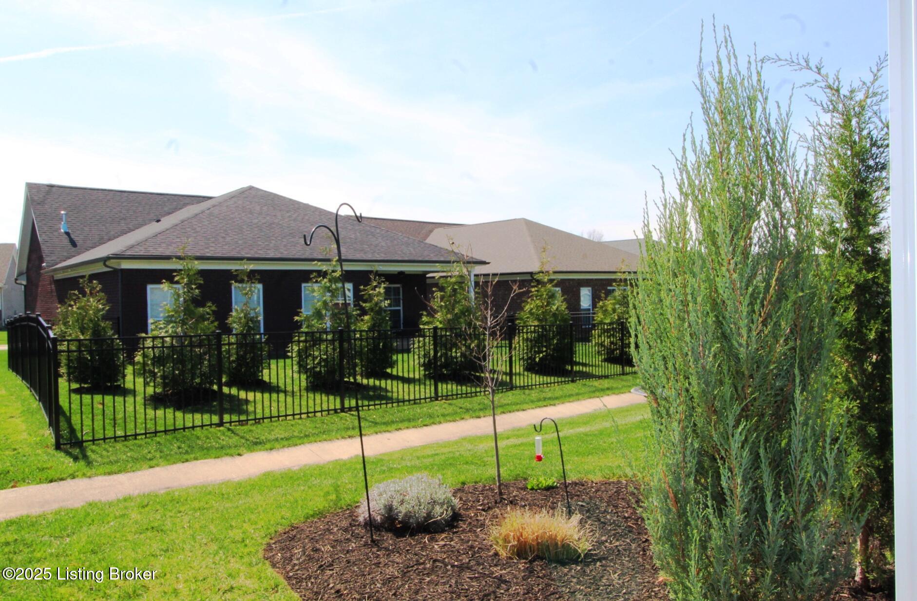 8839 Sanctuary Ln, Louisville, Kentucky image 27