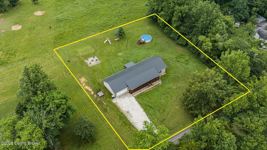 Photo of 1896 Little Beaver Creek Rd, Bowling Green, KY 42101 (MLS # 1719823)