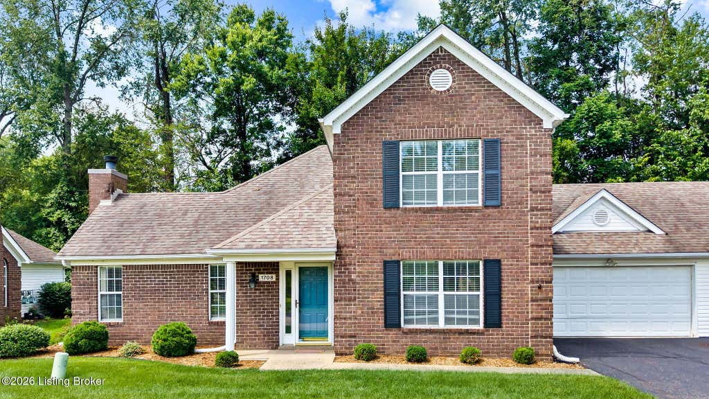 Photo of 1708 Eagle Nest Way, Lyndon, KY 40222 (MLS # 1724841)