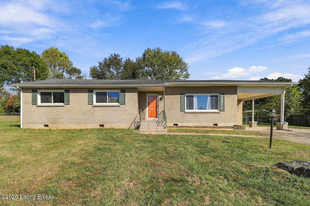 Photo of 4010 Dixie Ln, Bardstown, KY 40004 (MLS # 1732467)