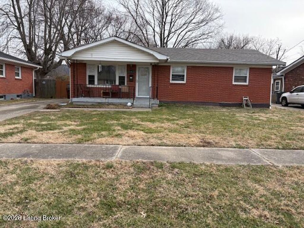 Photo of 11811 Dearing Woods Dr, Louisville, KY 40272 (MLS # 1709749)