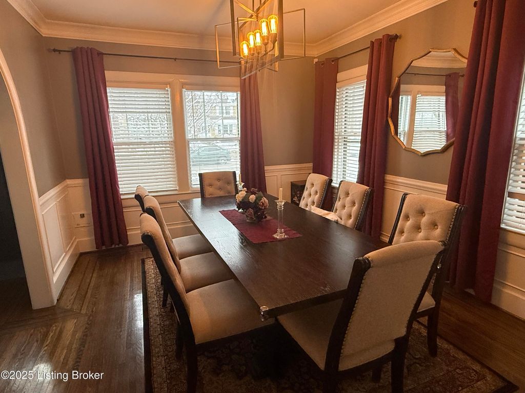 Photo of 2518 Glenmary Ave, Louisville, KY 40204 (MLS # 1705582)