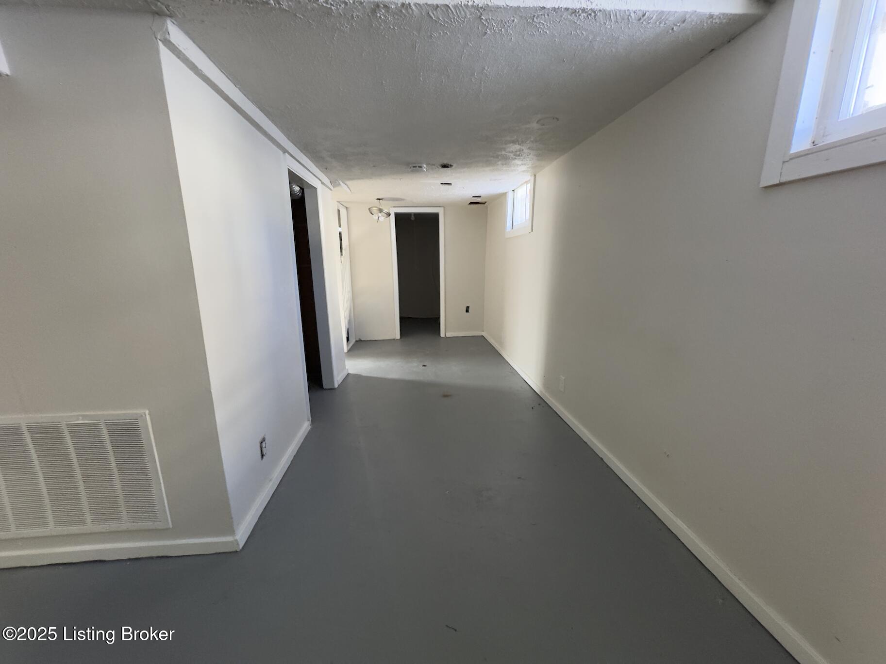1274 Weller Ave, Louisville, Kentucky image 5