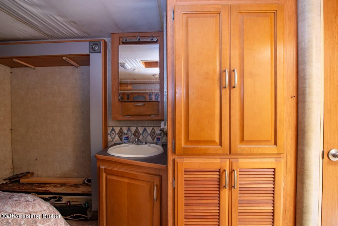 3 S Lakeside Dr, Leitchfield, Kentucky image 32