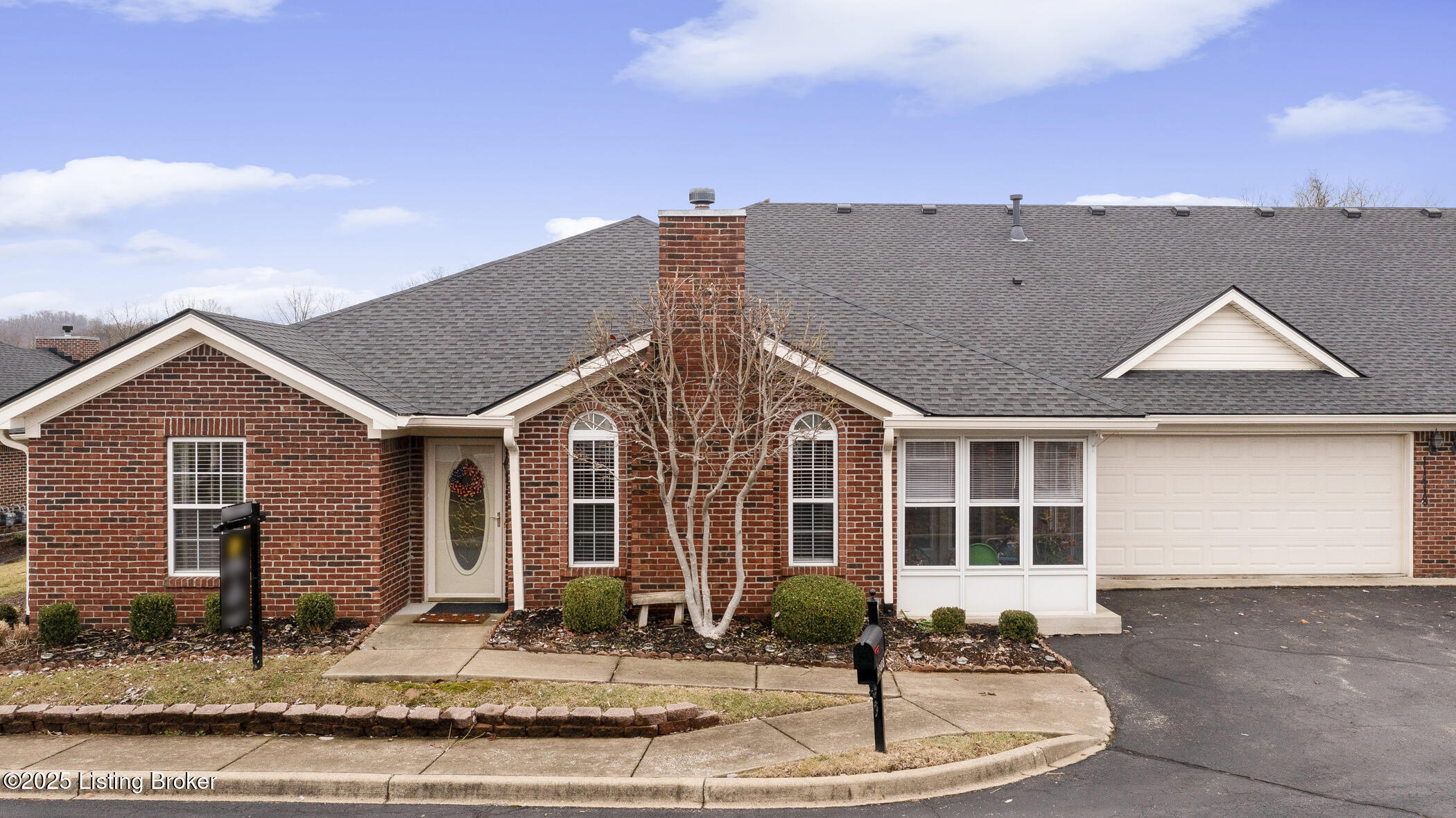 11418 Ridge Lake Dr, Louisville, Kentucky image 1