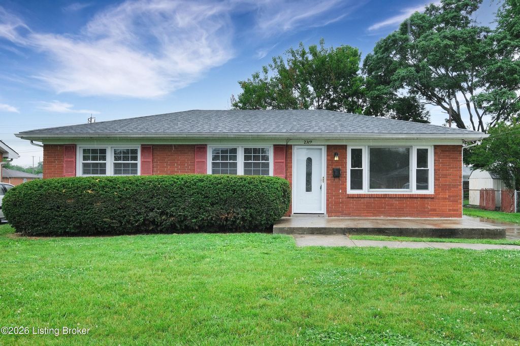 Photo of 2319 Ecton Ln, Louisville, KY 40216 (MLS # 1718269)