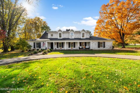 Photo of 12902 N Osage Rd, Anchorage, KY 40223 (MLS # 1703043)