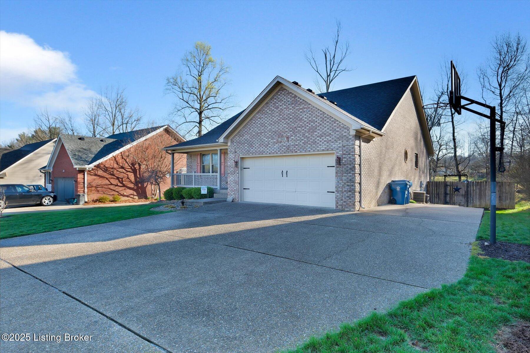 7305 Oakburn Dr, Louisville, Kentucky image 32