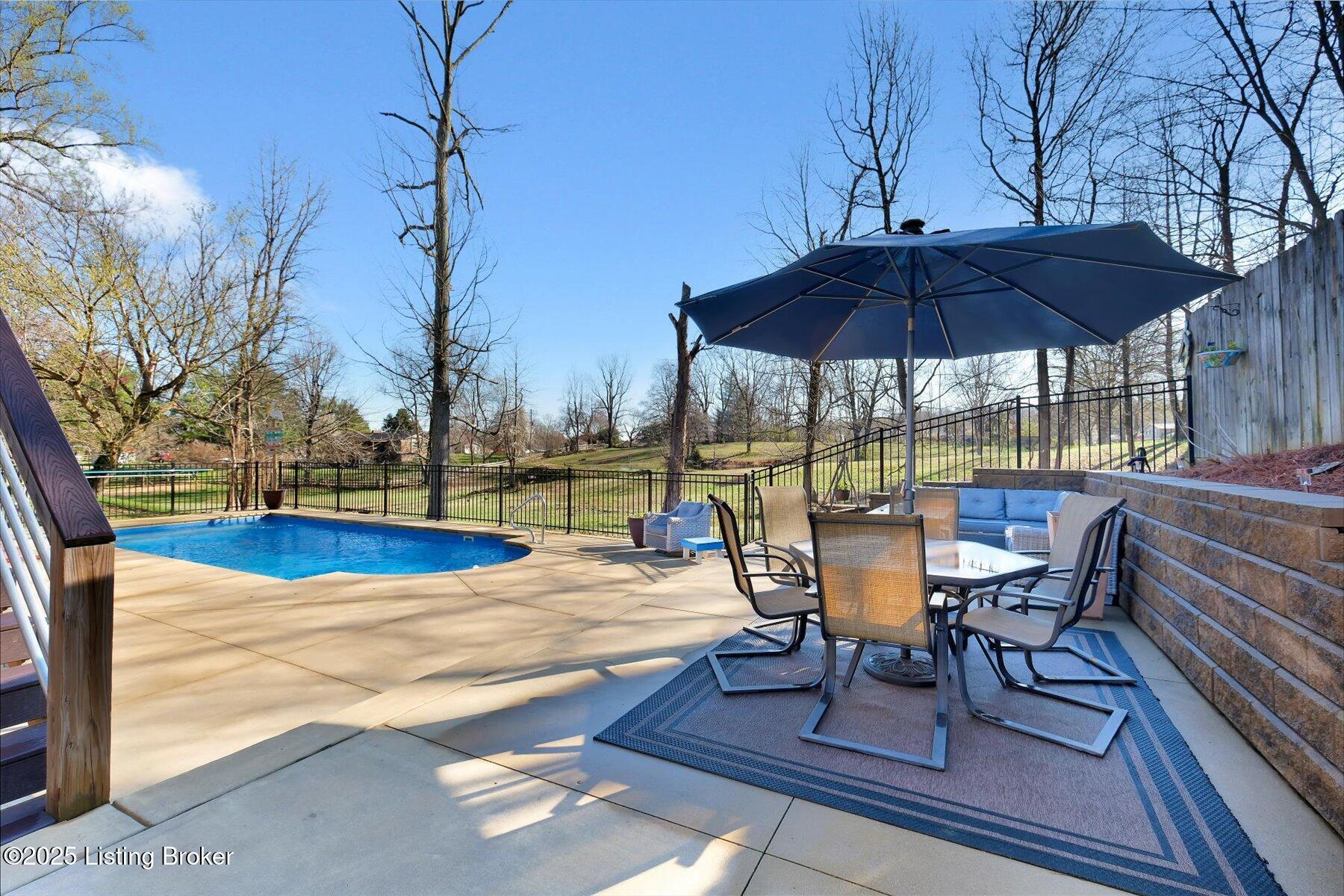7305 Oakburn Dr, Louisville, Kentucky image 44