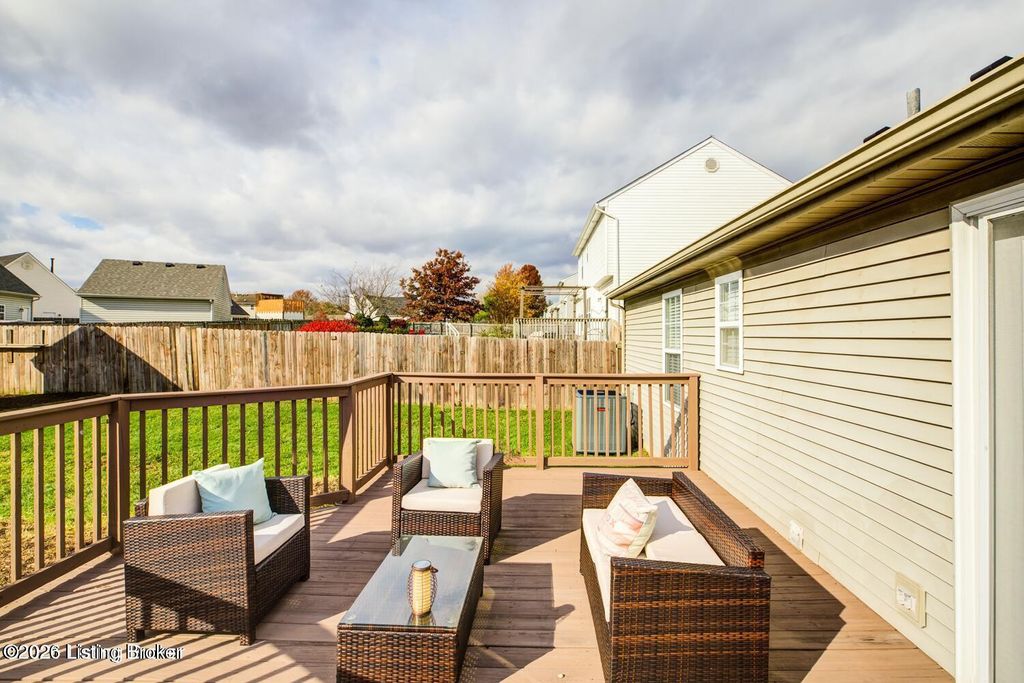 Photo of 8713 Hickory Falls Ln, Pewee Valley, KY 40056 (MLS # 1722399)