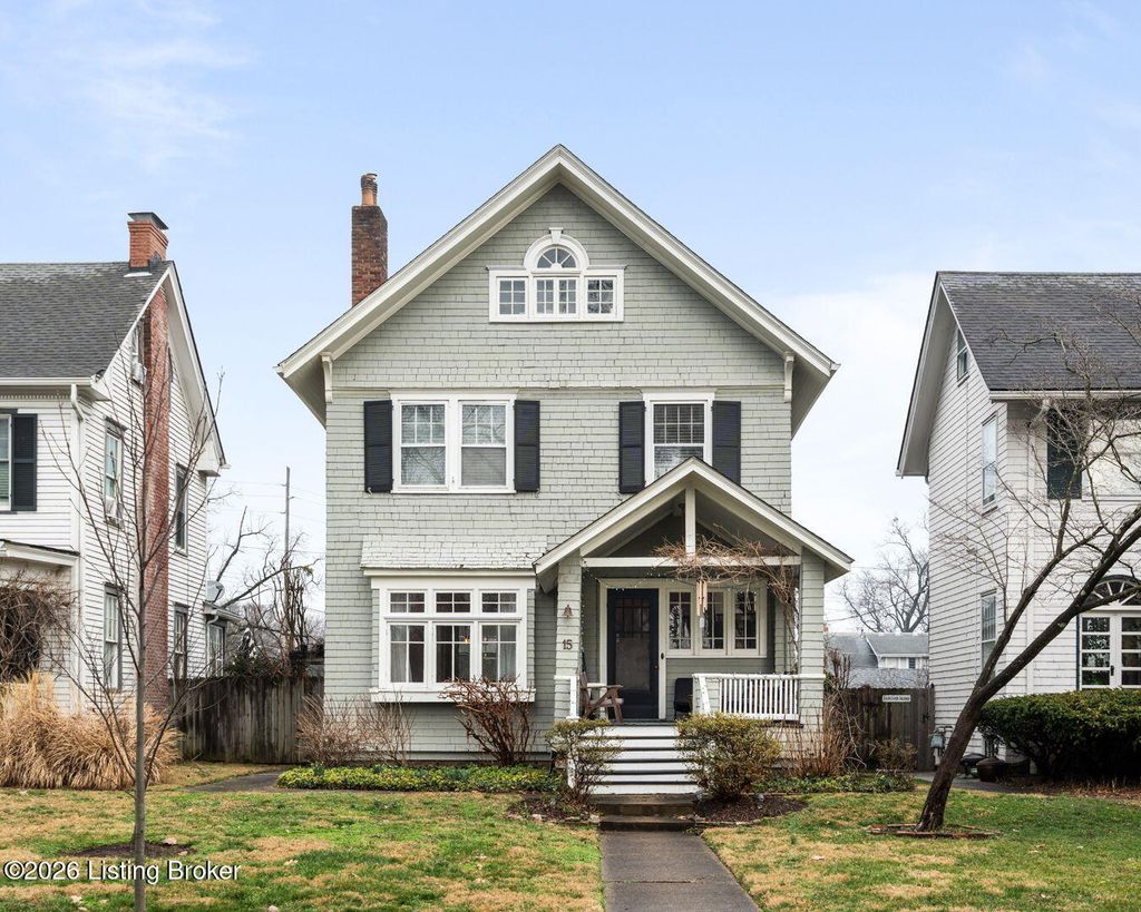 Photo of 15 Eastover Ct, Louisville, KY 40206 (MLS # 1711108)