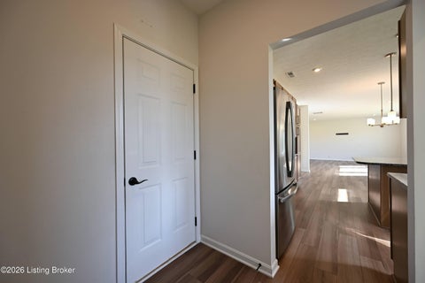 Tiny photo for 15806 Stonehouse Ct, Louisville, KY 40245 (MLS # 1729383)