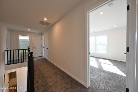 Tiny photo for 15806 Stonehouse Ct, Louisville, KY 40245 (MLS # 1729383)