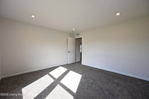 Tiny photo for 15806 Stonehouse Ct, Louisville, KY 40245 (MLS # 1729383)