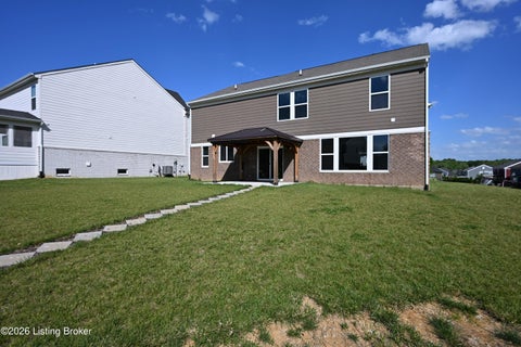 Tiny photo for 15806 Stonehouse Ct, Louisville, KY 40245 (MLS # 1729383)