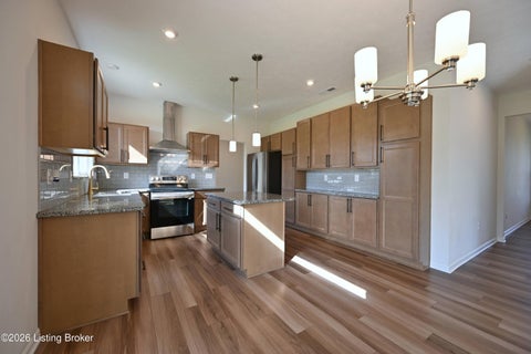 Tiny photo for 15806 Stonehouse Ct, Louisville, KY 40245 (MLS # 1729383)