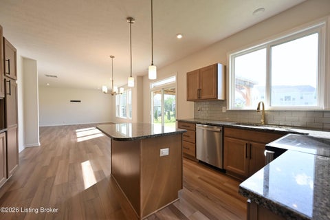 Tiny photo for 15806 Stonehouse Ct, Louisville, KY 40245 (MLS # 1729383)