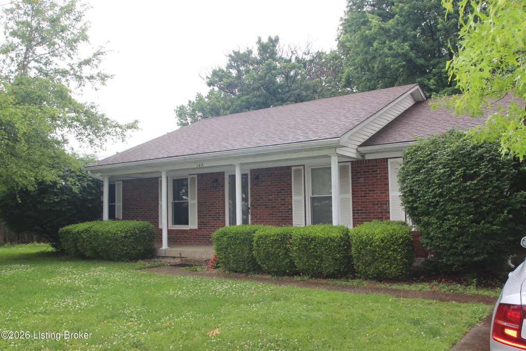 Photo of 148 Primrose Dr, Mt Washington, KY 40047 (MLS # 1722694)