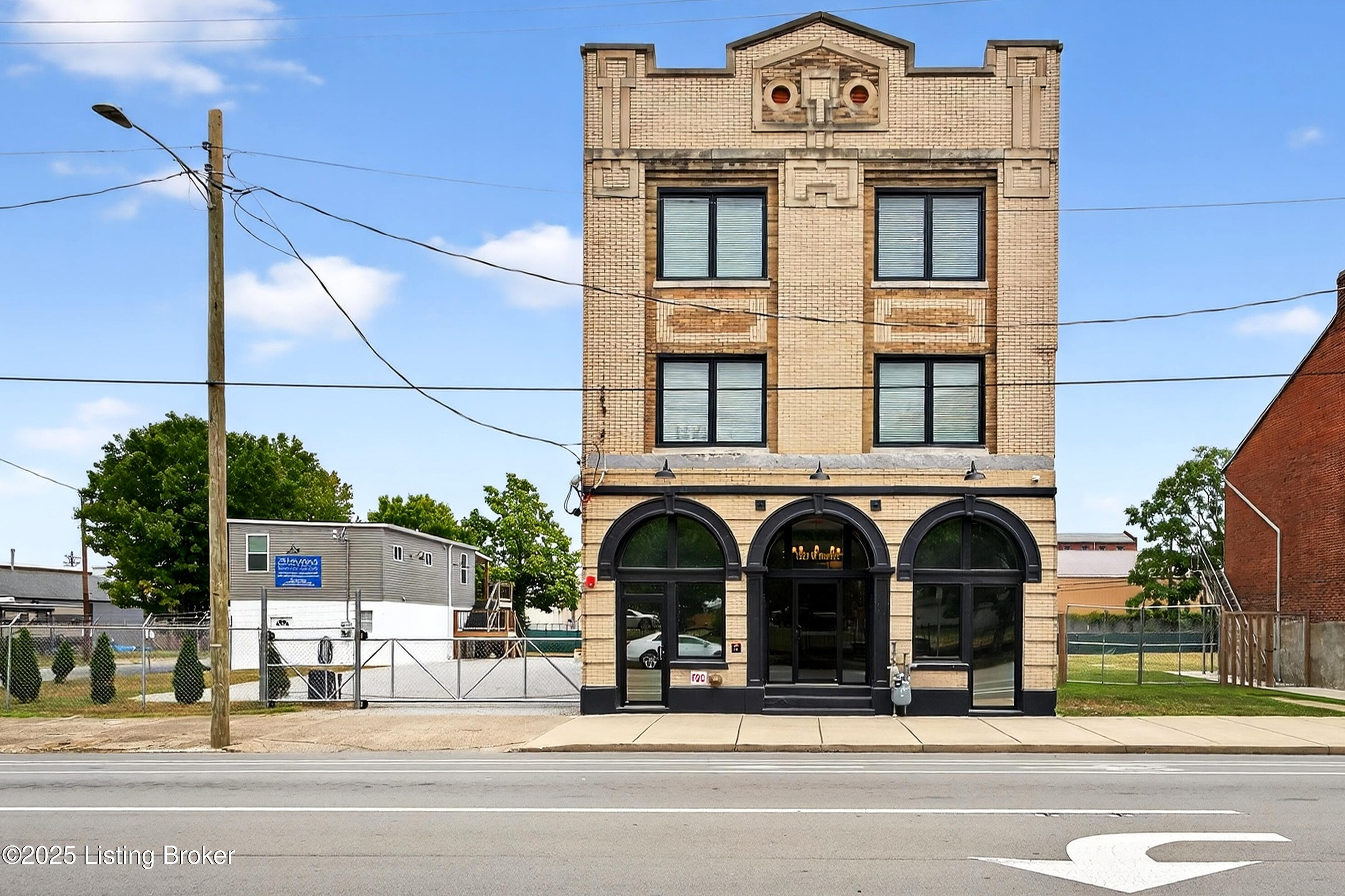 1529 W Market St - Bldg #1