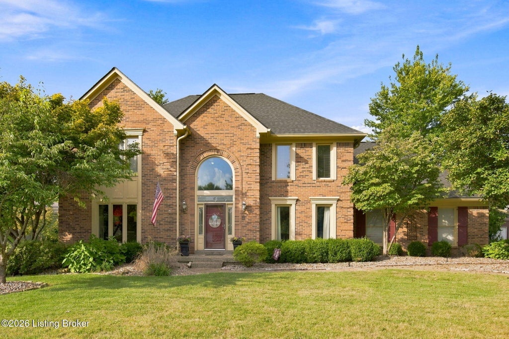 Photo of 804 Harvest Grove Ct, Louisville, KY 40245 (MLS # 1728714)